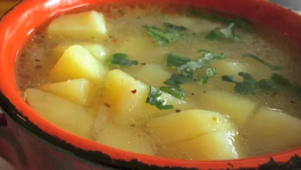 Canh khoai tây chay bổ dưỡng cho bữa cơm gia đình