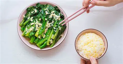 Hiểu đúng về chế độ ăn chay và sinh lý